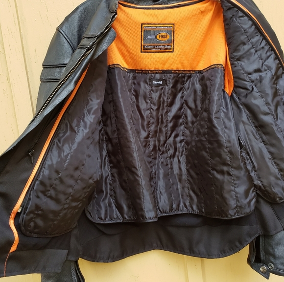First Classics Leather Motorcycle Jacket w/ Insulated Zip Out Liner Mens Medium - Picture 8 of 13